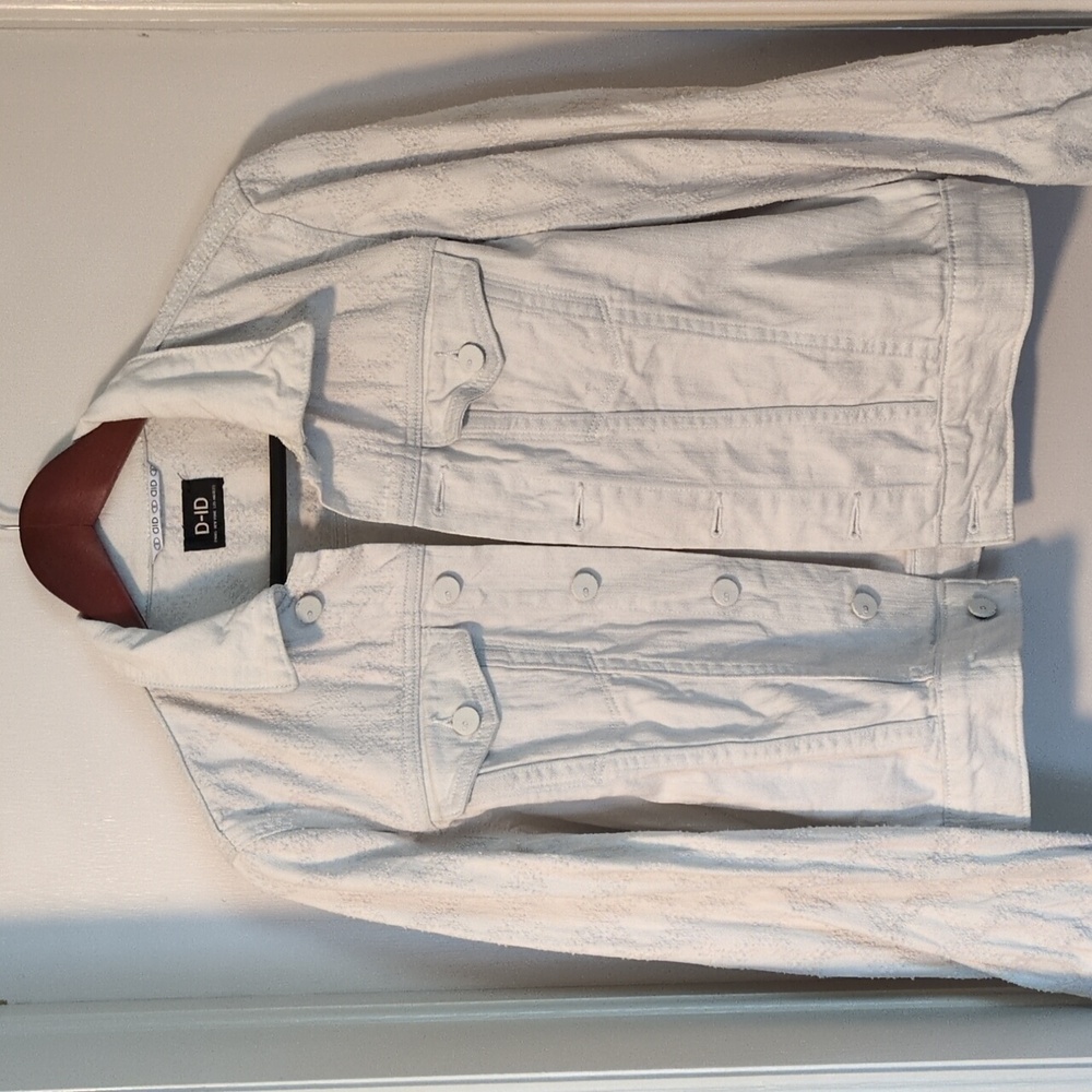Skull Jacket - Picture 2 of 4